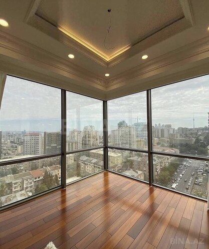 Продаётся 4-комн. новостройка 245 м², м. Элмляр Академиясы, photo 1 from 30