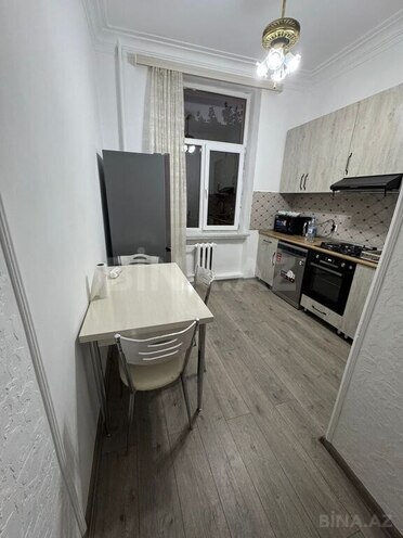 İcarəyə verilir 3 otaqlı köhnə tikili 80 m², Nizami m., photo 14 from 22