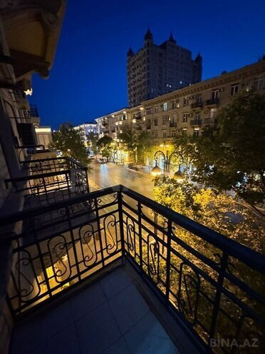 İcarəyə verilir 3 otaqlı köhnə tikili 80 m², Nizami m., photo 16 from 22