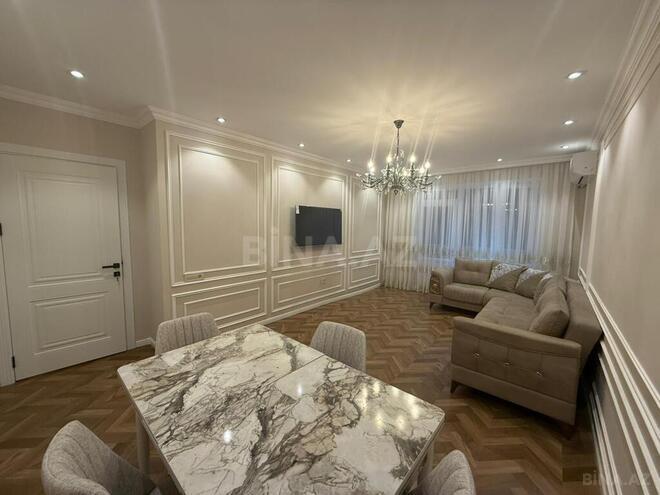 Сдаётся 2-комн. новостройка 80 м², м. 8 ноября, photo 1 from 18