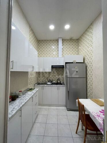 Продаётся 3-комн. вторичка 105 м², м. Низами, photo 14 from 17