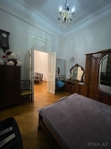 Продаётся 3-комн. вторичка 105 м², м. Низами, photo 5 from 17