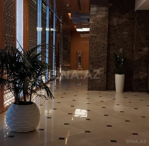 Продаётся 4-комн. новостройка 174 м², м. Низами, photo 7 from 8