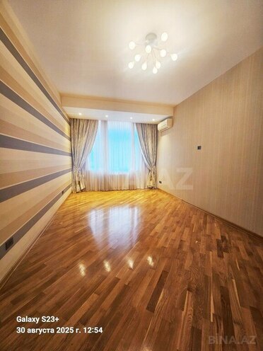 Satılır 4 otaqlı yeni tikili 215 m², 28 May m., photo 18 from 22
