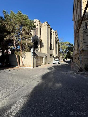 Satılır 6 otaqlı həyət evi/bağ evi 450 m², Elmlər Akademiyası m., photo 3 from 20