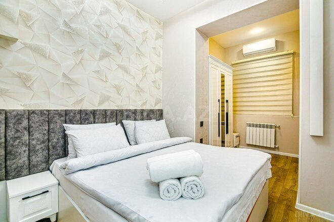 İcarəyə verilir 4 otaqlı köhnə tikili 147 m², Sahil m., photo 24 from 32