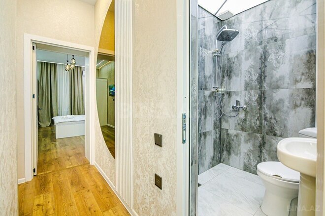 İcarəyə verilir 4 otaqlı köhnə tikili 147 m², Sahil m., photo 15 from 32