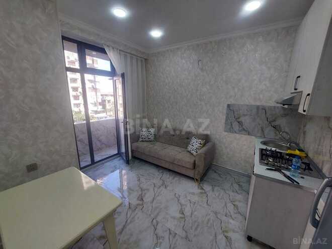 Сдаётся 2-комн. новостройка 45 м², м. Кара Караев, photo 1 from 10