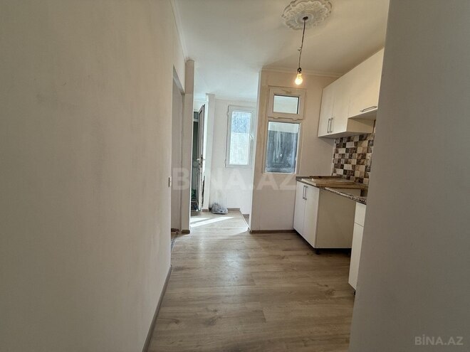 Satılır 3 otaqlı köhnə tikili 45 m², Sahil m., photo 4 from 22