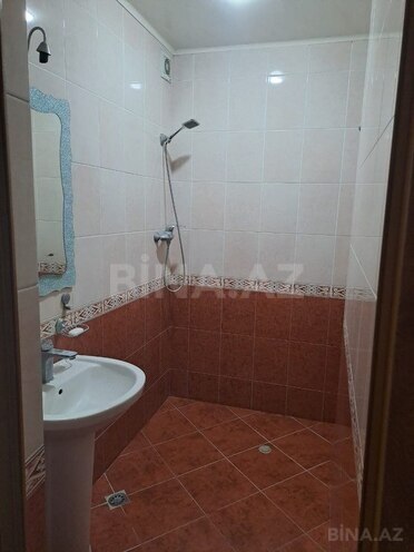Satılır 4 otaqlı köhnə tikili 105 m², Xalqlar Dostluğu m., photo 15 from 17