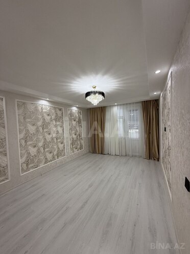 Продаётся 2-комн. вторичка 45 м², м. Элмляр Академиясы, photo 1 from 27