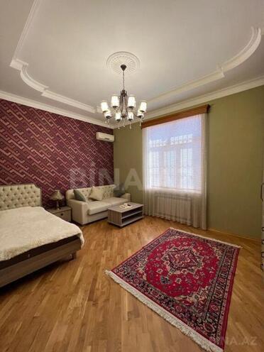 Satılır 8 otaqlı həyət evi/bağ evi 590 m², Qara Qarayev m., photo 11 from 20