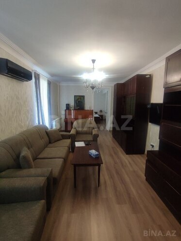 Сдаётся 2-комн. вторичка 70 м², м. Ичеришехер, photo 4 from 15