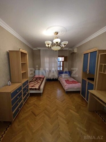 Продаётся 4-комн. вторичка 105 м², м. Ази Асланов, photo 9 from 11