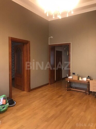 Satılır 3 otaqlı köhnə tikili 85 m², Sahil m., photo 5 from 17
