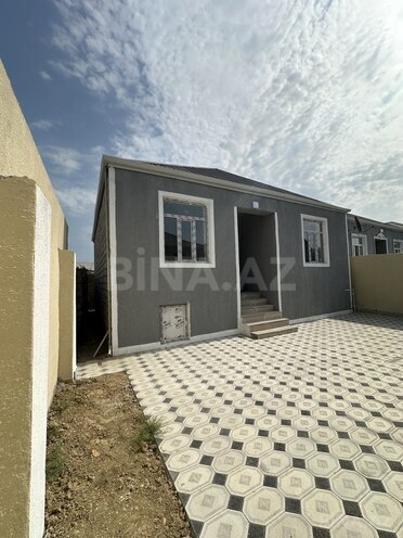 Satılır 4 otaqlı həyət evi/bağ evi 100 m², Ramana q., photo 1 from 15