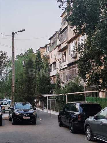 Satılır 1 otaqlı köhnə tikili 35 m², Elmlər Akademiyası m., photo 1 from 16
