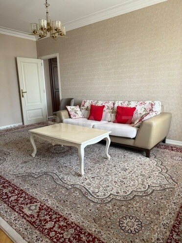 Satılır 2 otaqlı köhnə tikili 50 m², İçəri Şəhər m., photo 6 from 13