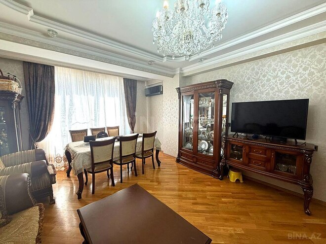 Продаётся 3-комн. новостройка 106 м², м. Кара Караев, photo 11 from 32