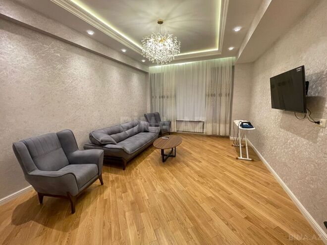 İcarəyə verilir 3 otaqlı yeni tikili 130 m², Ağ şəhər q., photo 1 from 16