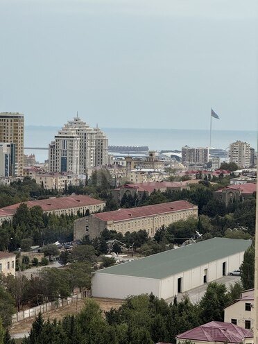 Продаётся 6-комн. вторичка 210 м², пос. Ясамал, photo 14 from 16