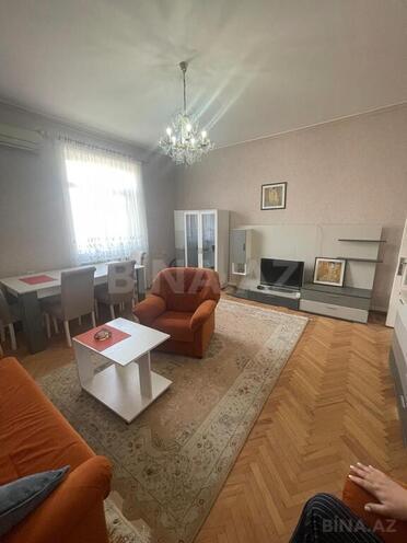 İcarəyə verilir 2 otaqlı köhnə tikili 70 m², Sahil m., photo 7 from 17