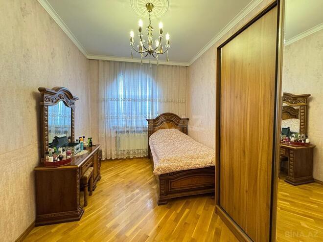 Satılır 7 otaqlı həyət evi/bağ evi 340 m², Badamdar q., photo 24 from 32
