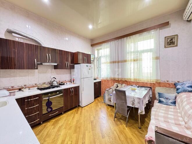 Satılır 7 otaqlı həyət evi/bağ evi 340 m², Badamdar q., photo 15 from 32