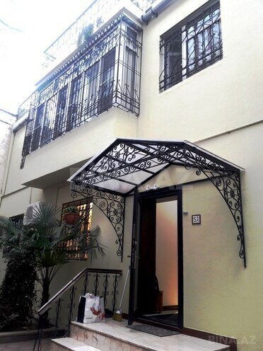 Satılır 5 otaqlı həyət evi/bağ evi 160 m², Sahil m., photo 31 from 32