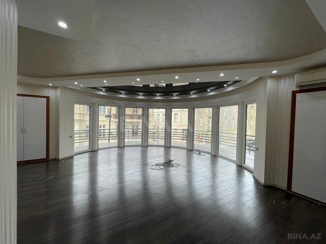 İcarəyə verilir 20 otaqlı ofis 2 000 m², İçəri Şəhər m., photo 13 from 32