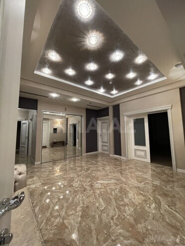 Сдаётся 4-комн. новостройка 223 м², м. Низами, photo 5 from 16