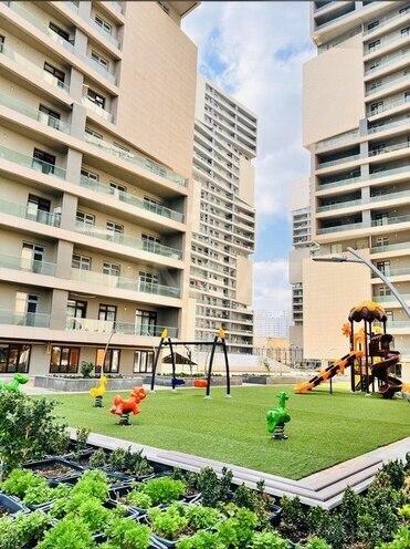 Сдаётся 2-комн. новостройка 65 м², м. 8 ноября, photo 1 from 14