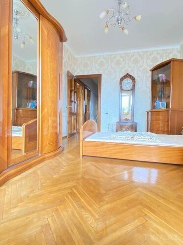 Satılır 3 otaqlı köhnə tikili 92 m², 28 May m., photo 7 from 28