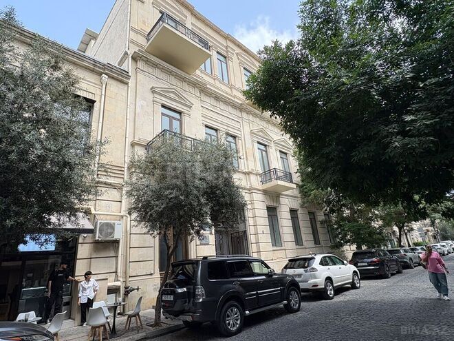 Сдаётся 4-комн. офис 360 м², м. Сахил, photo 9 from 13