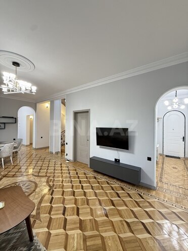 Satılır 6 otaqlı həyət evi/bağ evi 280 m², Şüvəlan q., photo 18 from 32