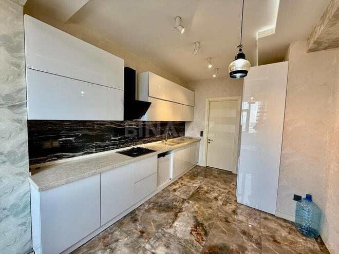 Продаётся 2-комн. новостройка 106 м², м. Кара Караев, photo 8 from 13