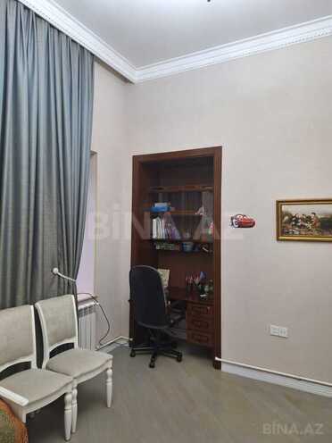 Satılır 4 otaqlı köhnə tikili 185 m², İçəri Şəhər m., photo 18 from 24