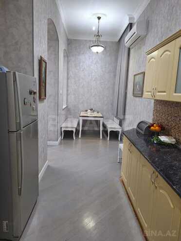 Satılır 4 otaqlı köhnə tikili 185 m², İçəri Şəhər m., photo 20 from 24