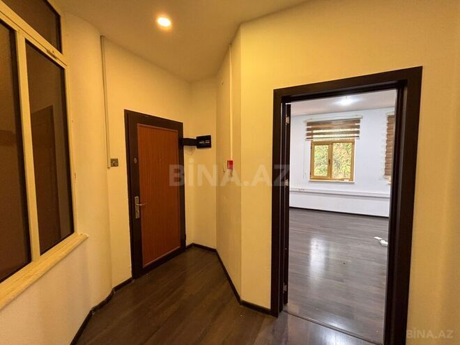 Сдаётся 4-комн. офис 125 м², м. Ичеришехер, photo 12 from 17