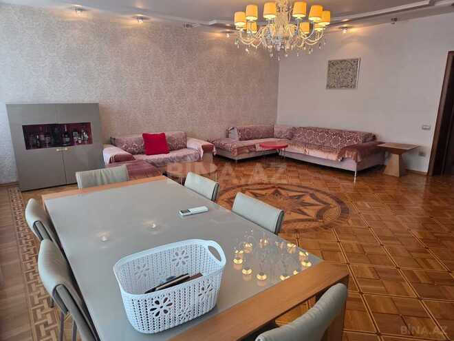 İcarəyə verilir 4 otaqlı yeni tikili 200 m², 28 May m., photo 3 from 13