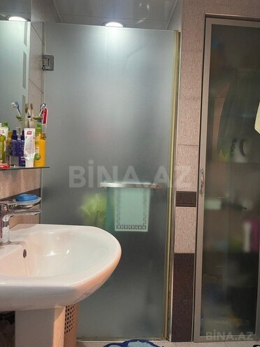 Satılır 3 otaqlı köhnə tikili 69 m², Sahil m., photo 14 from 28
