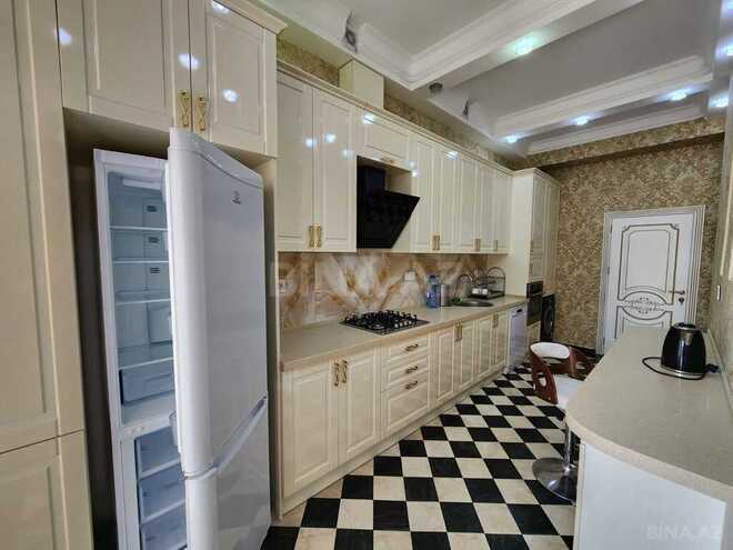 Сдаётся 3-комн. новостройка 128 м², м. 28 мая, photo 16 from 21