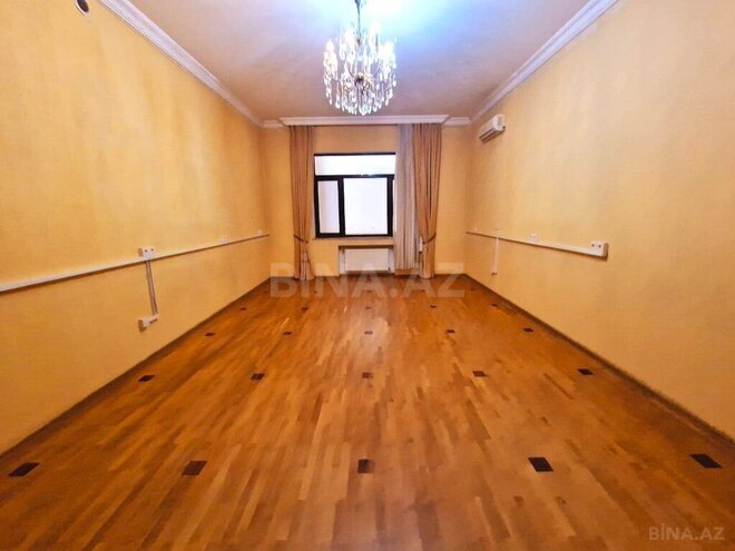Сдаётся 15-комн. офис 700 м², пос. Бадамдар, photo 25 from 32