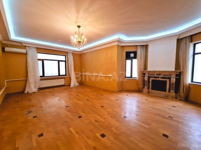 Сдаётся 15-комн. офис 700 м², пос. Бадамдар, photo 24 from 32