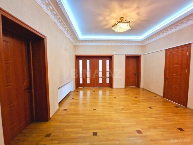 Сдаётся 15-комн. офис 700 м², пос. Бадамдар, photo 23 from 32