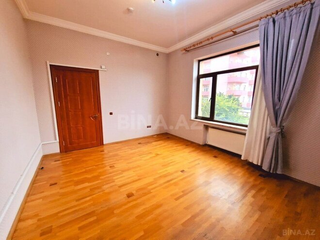 Сдаётся 15-комн. офис 700 м², пос. Бадамдар, photo 17 from 32