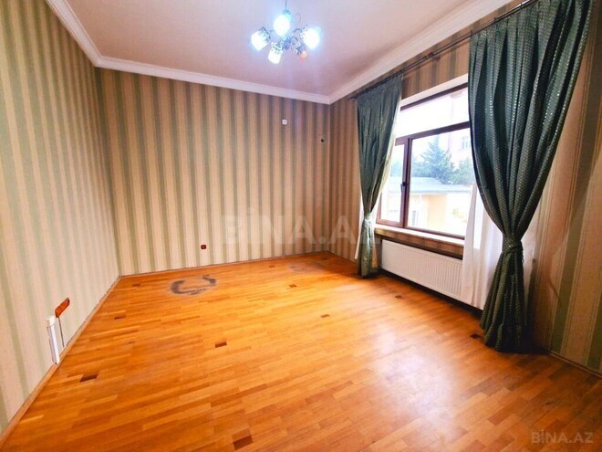 Сдаётся 15-комн. офис 700 м², пос. Бадамдар, photo 18 from 32