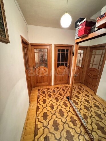 Satılır 3 otaqlı köhnə tikili 85 m², 8-ci mikrorayon q., photo 15 from 18