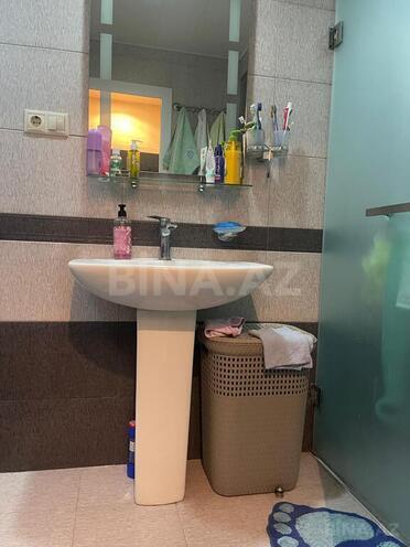 Satılır 3 otaqlı köhnə tikili 70 m², 28 May m., photo 19 from 20