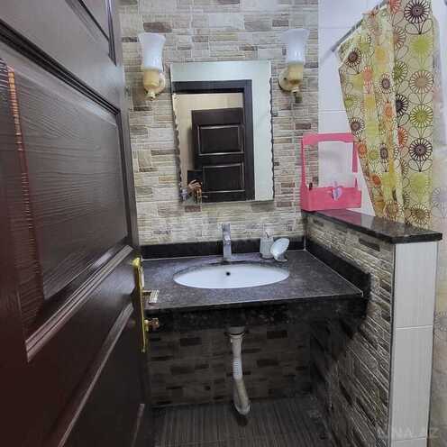 Продаётся 4-комн. вторичка 110 м², м. Иншаатчылар, photo 14 from 17